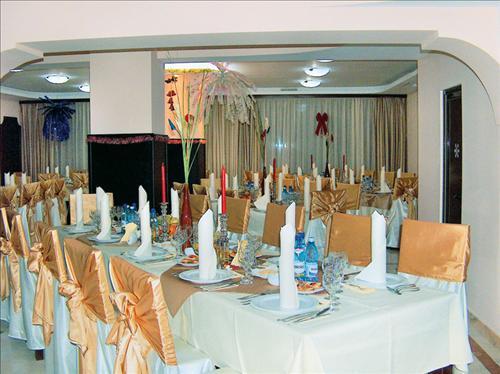 Hotel Floris شيا المطعم الصورة
